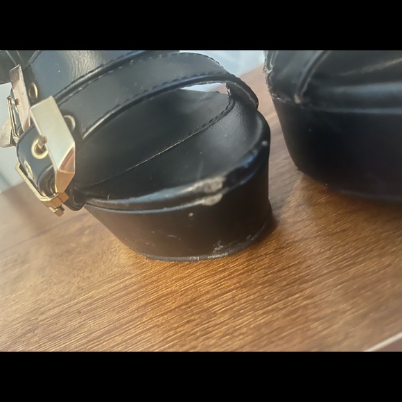 STOLD ! - Picture 2 of 8